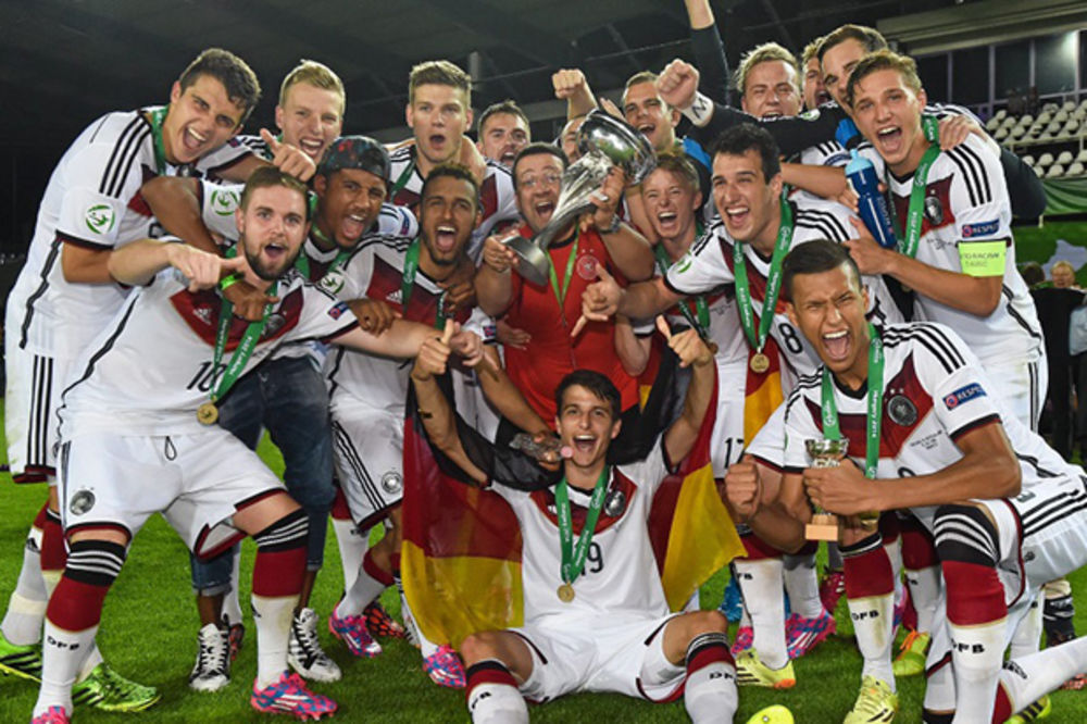PANCERI NASLEDILI SRBIJU: Muhtar srušio Portugal i doneo Nemcima titulu prvaka Evrope