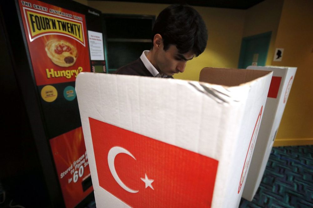 KAO I SRPSKA DIJASPORA: Turke u Austriji ne interesuju izbori u domovini!
