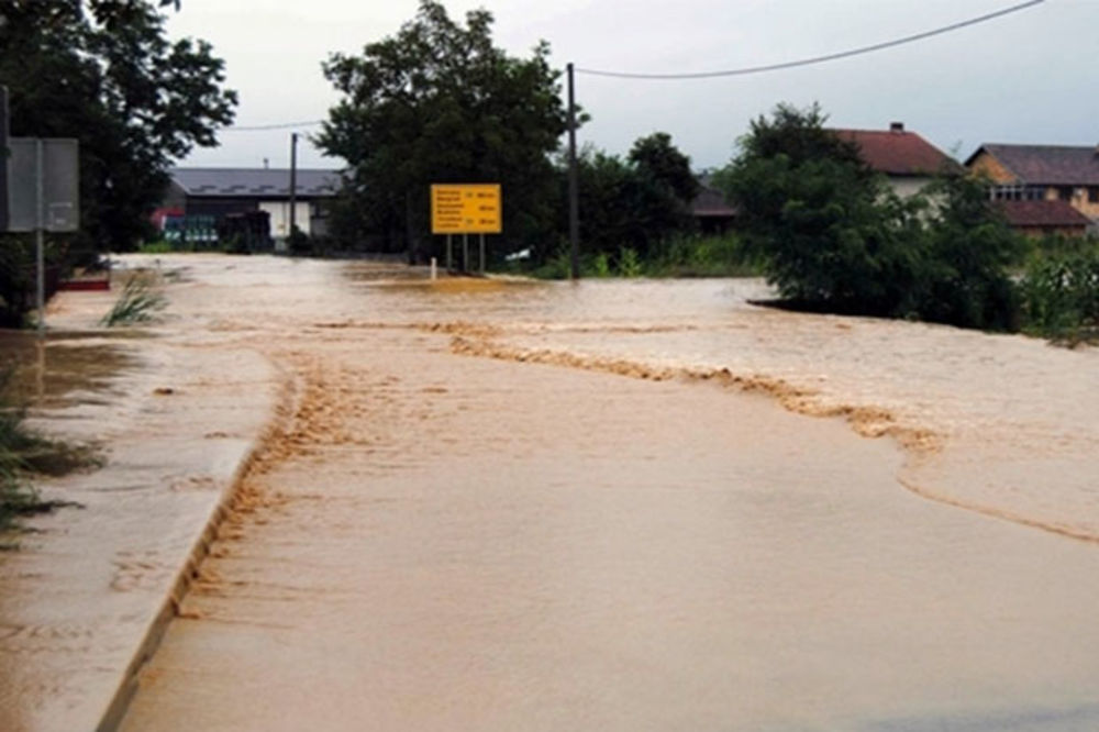 (VIDEO) VRBAS NADIRE: Vanredno stanje u Banjaluci i Kozarskoj Dubici, u poplavi nestao mladić!