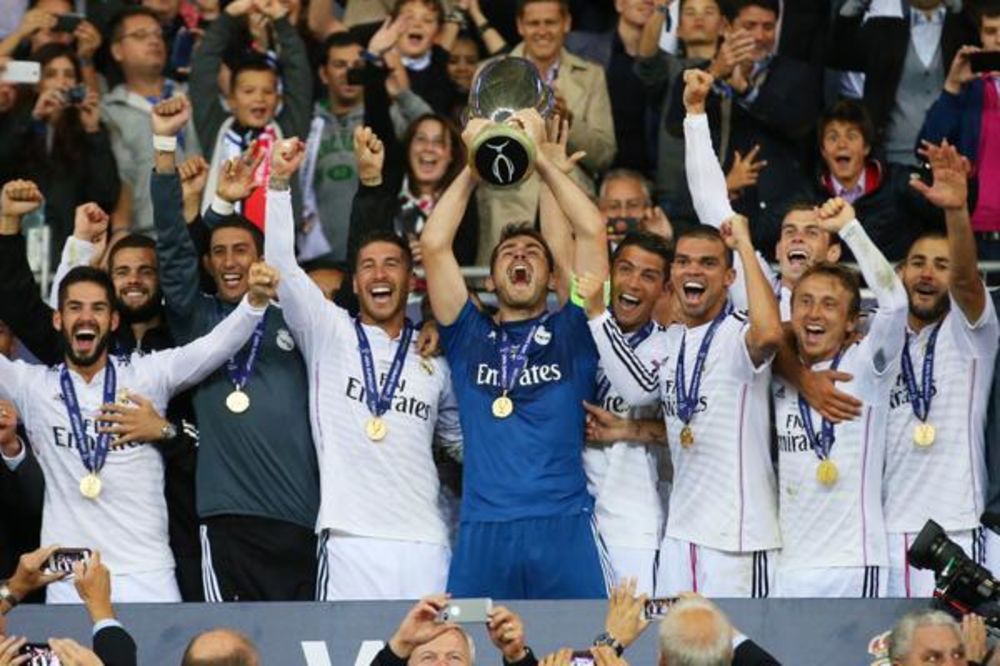 (VIDEO) PORTUGALAC SE POIGRAVAO: Ronaldo doneo trofej Superkupa Realu