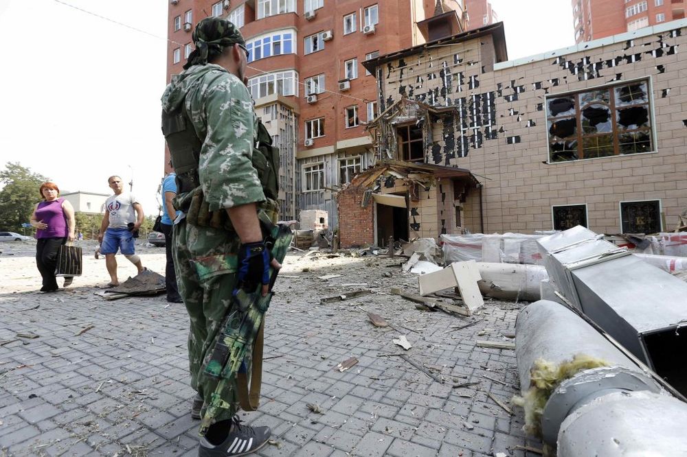 NOVE ŽRTVE USRED PRIMIRJA: Četvoro mrtvih u granatiranju Donbasa