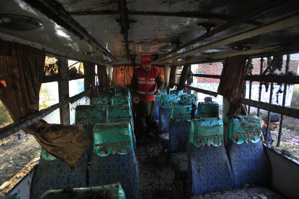Pakistan: Poginulo petoro kada je školski autobus naleteo na minu