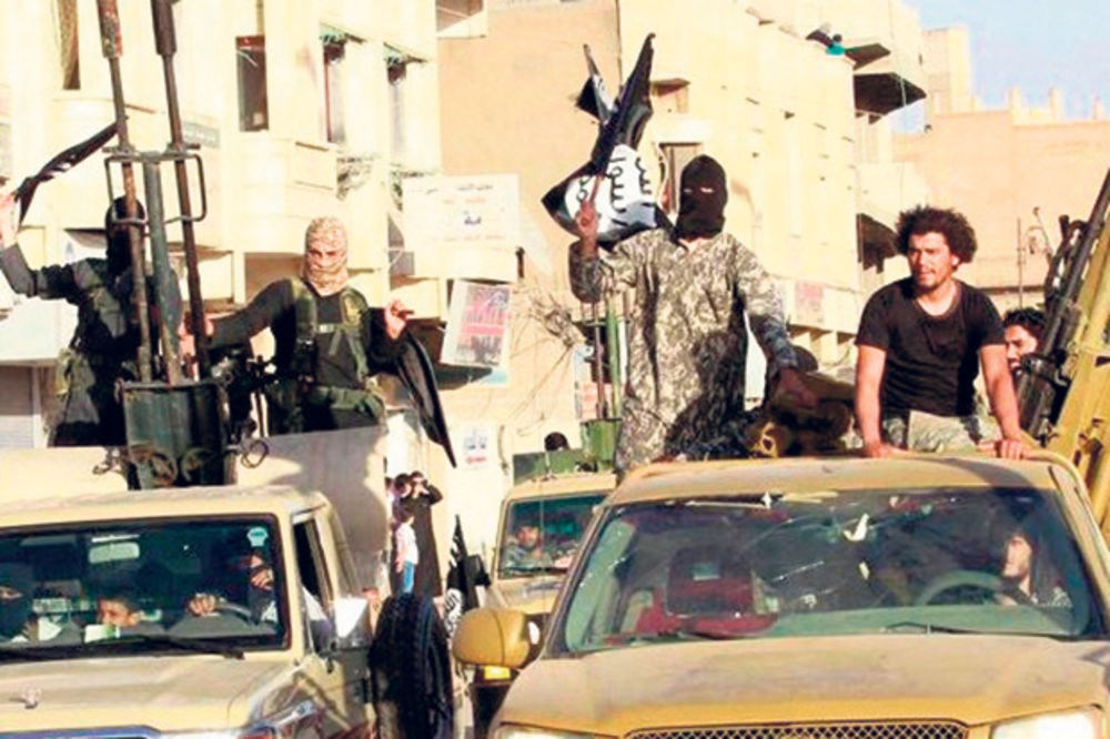 PANIKA U SAD: Uz koljače ISIS bori se i 300 Amerikanaca!