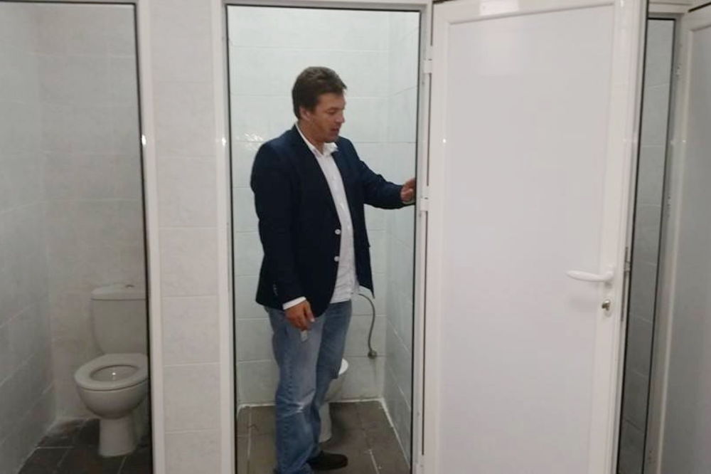KUMODRAŽ: Rešen problem neuslovnih toaleta u OŠ Vojvoda Stepa!