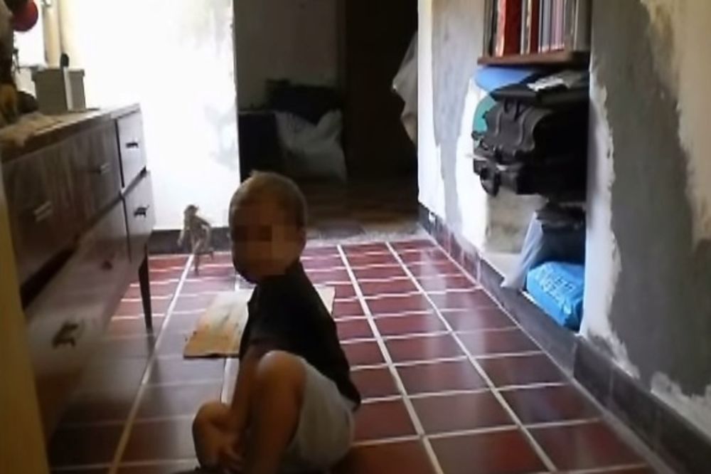 (VIDEO) DA SE ZABAVITE Majka ima dokaz: Sina (5) mi posećuju patuljci!