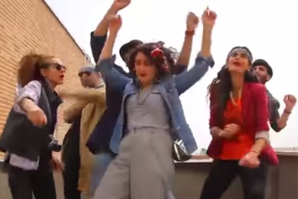 (VIDEO) SREĆA JE ZABRANJENA: Zbog plesa na pesmu Hepi osuđeni na zatvor i 91 udarac bičem!