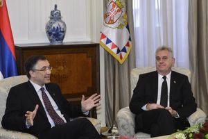 OPROŠTAJNA POSETA: Nikolić se sastao sa kanadskim ambasadorom
