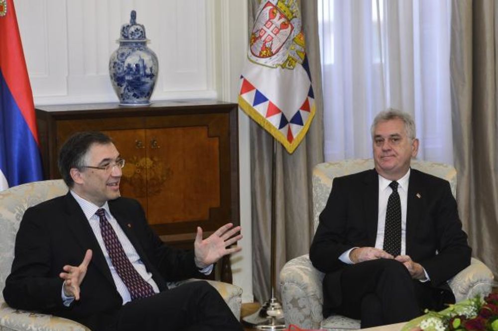 OPROŠTAJNA POSETA: Nikolić se sastao sa kanadskim ambasadorom