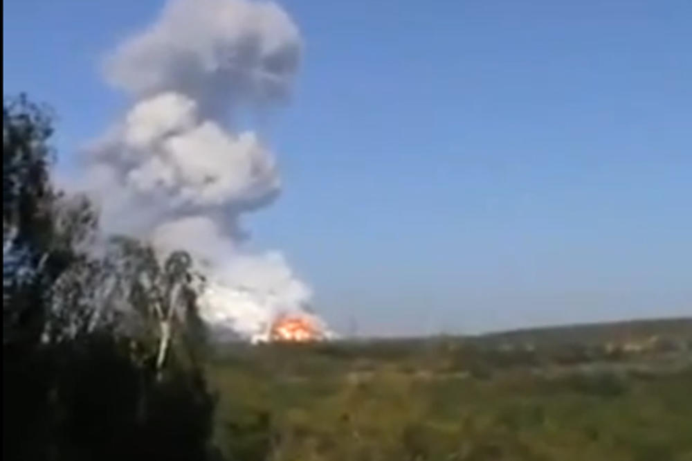 (VIDEO) UŽIVO DAN 215: Balistička raketa raznela fabriku municije u Donjecku?!