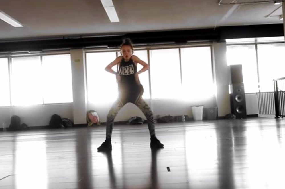 VIDEO SA 7 MILIONA PREGLEDA: Devojčica (11) pleše bolje od Niki Minaž