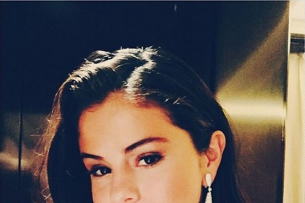 Selena Gomez objavila seksi selfi nakon Biberove večere sa Kendal Džener