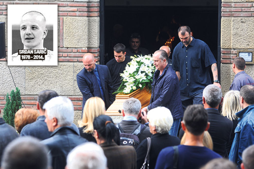 ZBOGOM, MAJSTORE: Srđan Sarić sahranjen u Beogradu