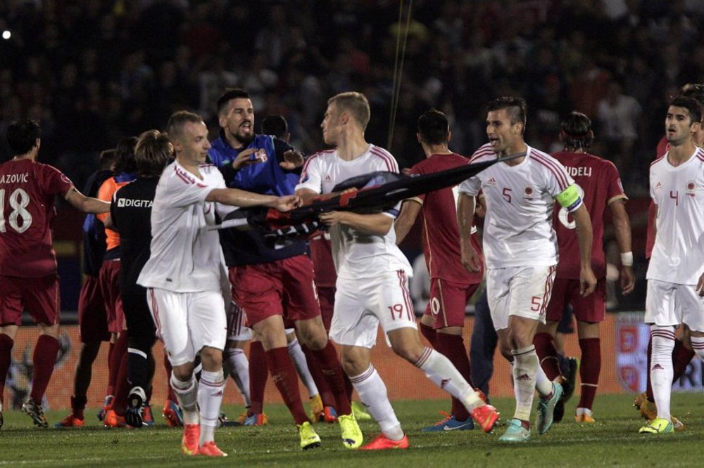 AMERIČKI MEDIJI U ČUDU: Zašto je UEFA dozvolila meč između Srbije i Albanije?