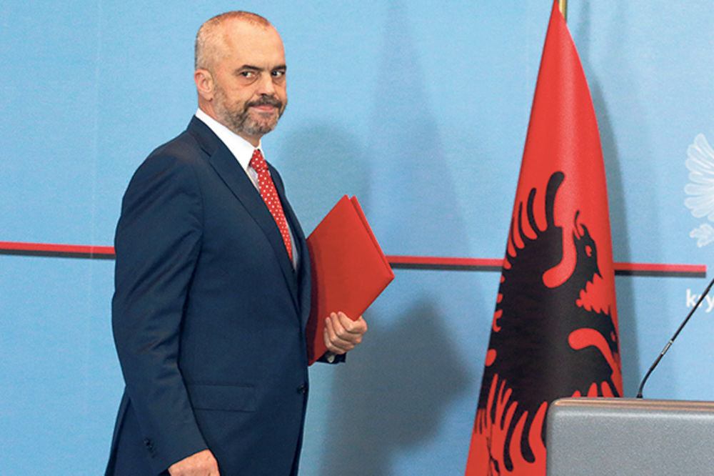 EDI RAMA BEZ SRAMA: Albanci nisu upravljali dronom i još 11 bajki premijera iz Tirane!