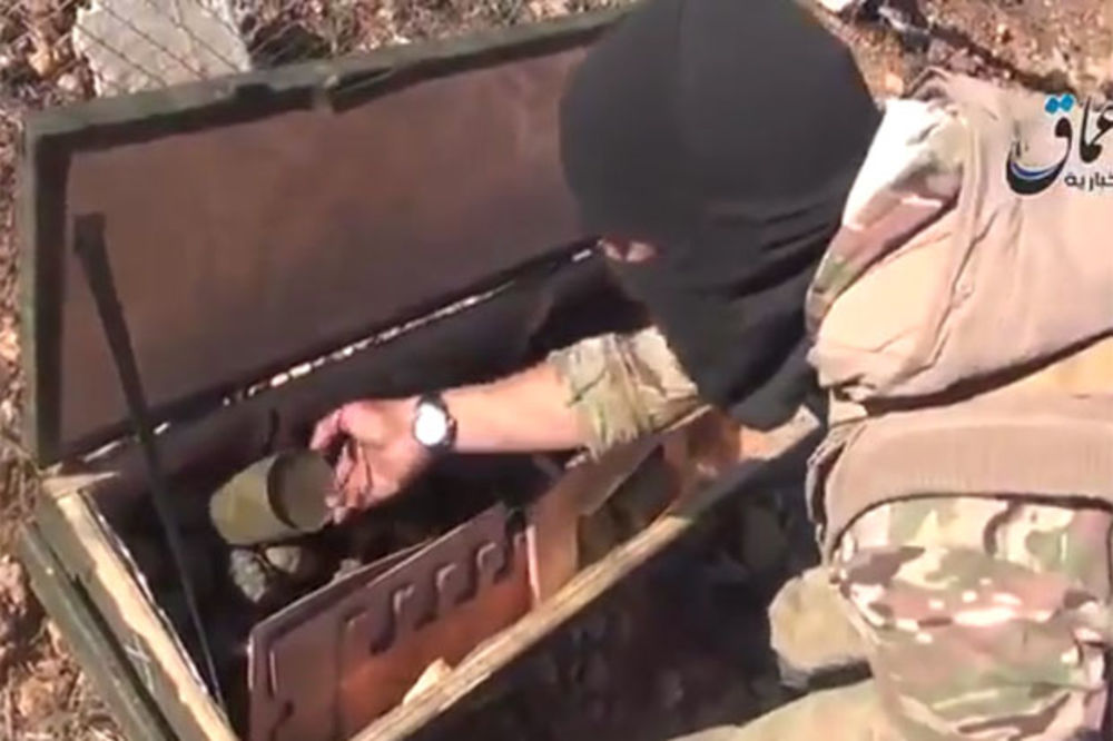 (VIDEO) SKUPA GREŠKA: Pogledajte kako se ISIL dočepao američkog oružja namenjenog Kurdima