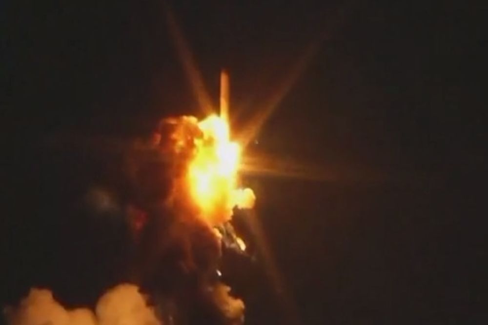 EKSPLOZIJA U CENTRU NASA: Pogledajte havariju i pad rakete po lansiranju! (VIDEO)