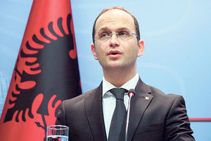Ditmir Bušati: Novo poglavlje Srbije i Albanije