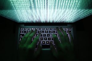 RUSIJA DEMANTUJE: Optužbe SAD o hakerskim napadima su gluposti!