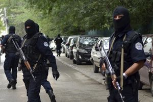 ALBANSKI LOV NA SRBE: Specijalci Rosu naoružani do zuba uhapsili 15 Srba na Brezovici