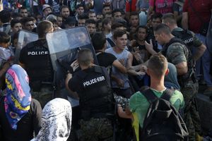 BIVŠI ŠEF MI 6 UPOZORAVA Evropa će se suočiti sa narodnim ustankom zbog migrantske krize