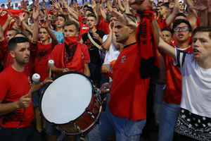 FS ALBANIJE APELUJE NA NAVIJAČE: Ispoštujte himnu i fudbalere Srbije