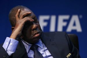 (VIDEO) KOMEDIJA U FIFA: Blaterov zamenik zaspao tokom vođenja sednice