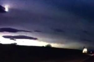 (VIDEO) NADREALAN PRIZOR IZNAD ŠKOTSKE: Bilo je zastrašujuće, celo nebo je bilo osvetljeno!