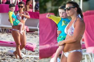 (FOTO) Ponosna na sebe posle 3 porođaja: Supruga fudbalera pokazala kako izgleda žensko telo!