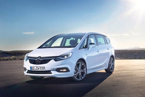 DIGITALNA MUNJA: Opel predstavio novu zafiru