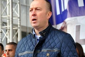 DEMOKRATSKI FRONT: Nemamo nikakve veze sa Dikićem, on je drug Veljovića i Popovića