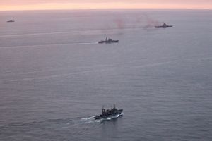 ALARM U BRITANIJI: Ruski ratni brodovi plove ka Sredozemlju, strahuju da će proći kroz Lamanš!