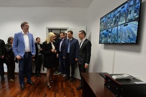 SVEČANOST KOD VRČINA: Vučić otvorio novu naplatnu rampu "Beograd"