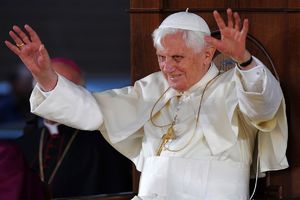 VASKRSNI ROĐENDAN: Evo šta danas radi nekadašnji papa, Benedikt XVI