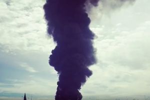 STRAVIČNA EKSPLOZIJA BLIZU MADRIDA: Iz fabrike sa OPASNIM otpadom kulja CRNI dim, povređeno 30 ljudi