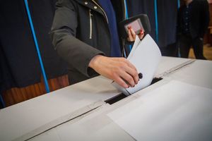 NEZVANIČNA SAZNANJA: Predsednički, beogradski i parlamentarni izbori u aprilu 2022.