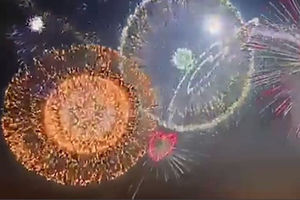 (VIDEO) OVO NIJE SIDNEJ, NJUJORK NI LONDON! Najspektakularniji novogodišnji vatromet priredili RUSI!