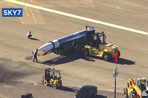 (VIDEO) KRILI JE KAO ZMIJA NOGE: Otkrivena američka supertajna raketa! Evo prvog snimka!
