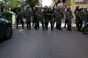 DRAMA U GRČKOJ: Sukobi s policijom zbog izgradnje centara za migrante!