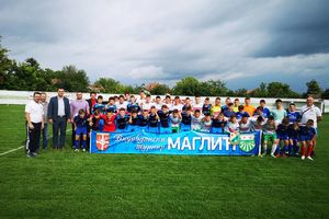 FUDBALSKI SPEKTAKL NA MAGLIĆU: Dvodnevni turnir okupio 500 najtalentovanijih mališana iz regiona (KURIR TV)