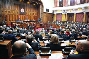 SKUPŠTINA SRBIJE: Poslanička pitanja, pa rasprava o sudijama i tužiocima