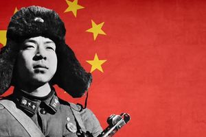 AMERI SLAVE KOMUNISTIČKOG HEROJA: Restoran brze hrane ukrašen slikama čoveka koga je popularisao Mao Ce Tung (VIDEO)
