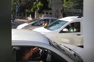 POPODNEVNI ŠPIC U TAKOVSKOJ: Vozila u kolonama stoje u smeru ka centru! Vozači, zaobilazite ovaj deo grada! (KURIR TV)