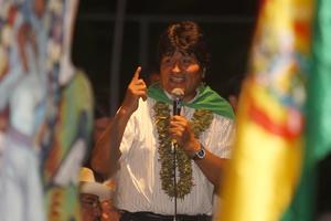 MORALESOVA PARTIJA SE SPREMA ZA MAJSKE IZBORE U BOLIVIJI: Glavni kandidati bivši ministar i uzgajivač koke!