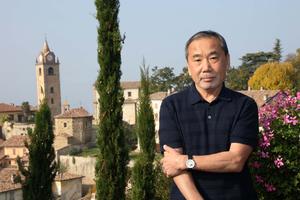 NAJPOVUČENIJI PISAC NA SVETU VRAĆA SE NA SCENU: Haruki Murakami izdaje svoj prvi roman posle 6 godina, a ovo su detalji