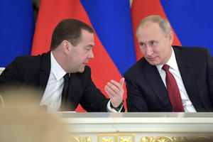 RUSKA VLADA RASPUŠTENA: Medvedev podneo ostavku posle Putinovog obraćanja (VIDEO)