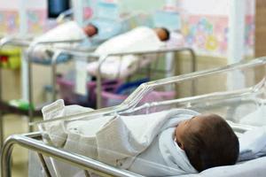 OPŠTINA ZA PRIMER: I ove godine novčana pomoć za svako novorođeno dete i finansiranje VANTELESNE OPLODNJE