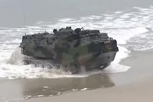 NESREĆA U AMERIČKOJ MORNARICI: Poginuo marinac, 8 nestalih iz amfibijske jedinice u Kaliforniji! (VIDEO)