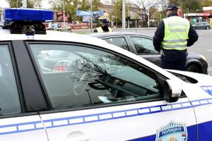 LANČANI U CENTRU BG: Komunalni milicajac i radnik Parking servisa povređeni u Takovskoj, otpozadi se u njih zakucala dvoja kola