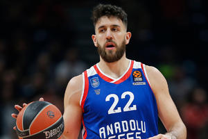 VASILIJE MICIĆ OSTAJE U EFESU: Srpski košarkaš neće u NBA, ostaje u Turskoj još tri godine