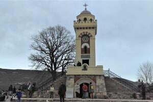 MISTERIJA KOJA TRAJE VIŠE 100 GODINA: Šta predstavljaju simboli na spomeniku na Čegru u Nišu? (FOTO)